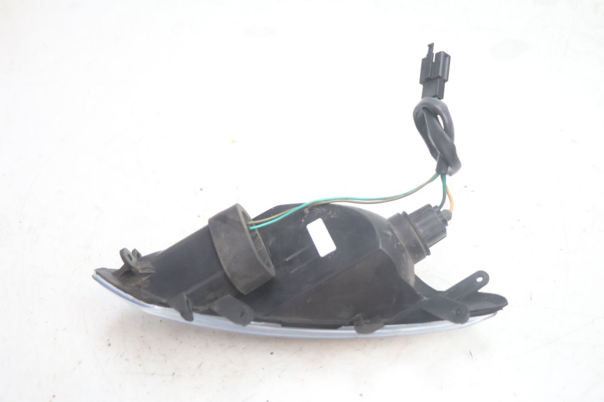photo de FRONT LEFT TURN SIGNAL KYMCO AGILITY CITY 2T 50 (2008 - 2016) - Alternative perspective