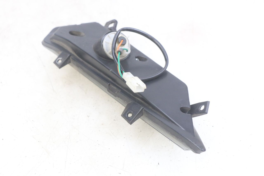 photo de LEFT FRONT TURN SIGNAL NECO ALEXONE 125 (2017 - 2024) - Surface and material condition