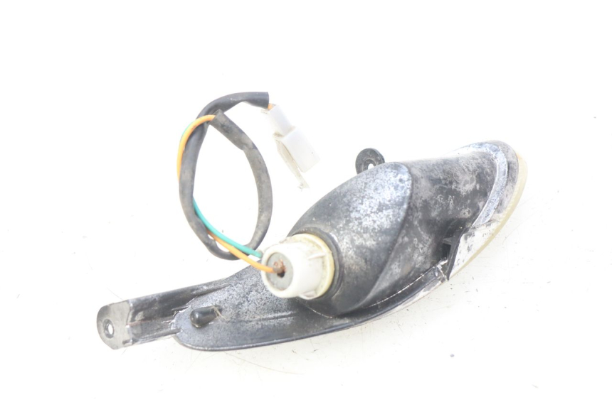 photo de LEFT FRONT TURN SIGNAL TAOTAO BEATBOX 2 50 (2005 - 2017) - Alternative perspective