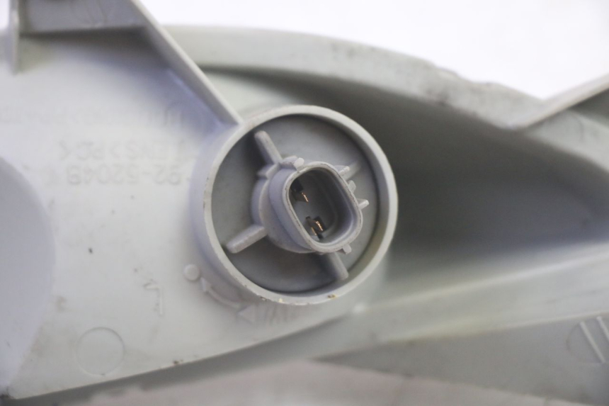 photo de LEFT FRONT TURN SIGNAL SUZUKI BURGMAN 125 (2007 - 2014) - Product overview