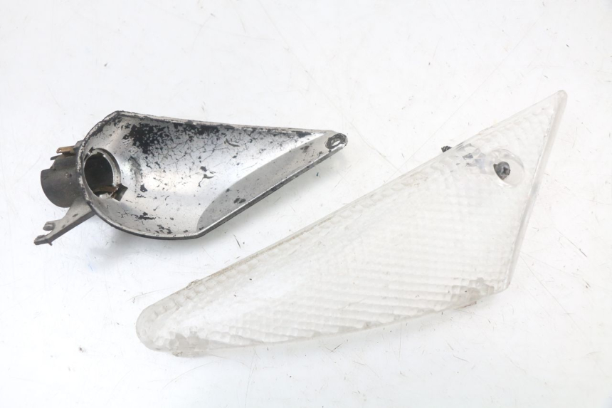 photo de LEFT FRONT TURN SIGNAL PEUGEOT BUXY 50 (1993 - 1998) - Main view