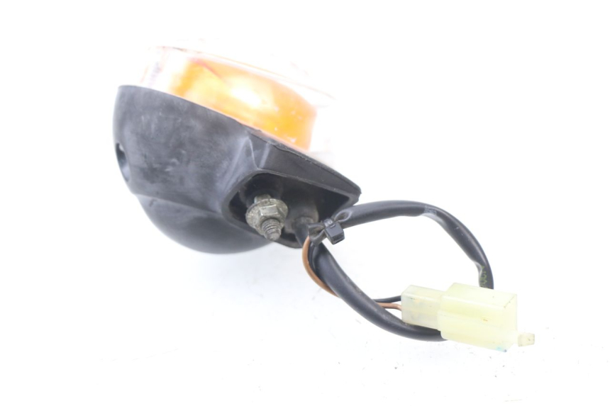 photo de LEFT FRONT TURN SIGNAL YAMAHA BW'S 50 (2004 - 2017) - Technical close-up