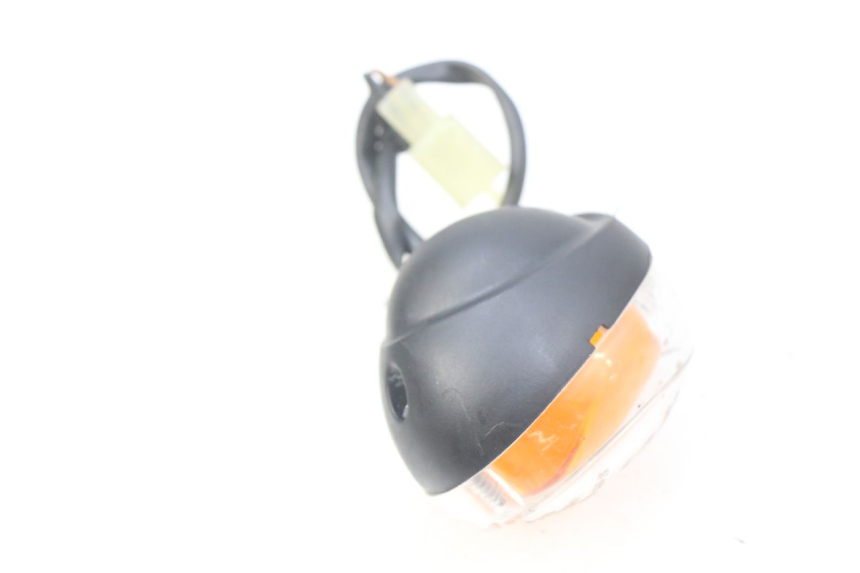 photo de LEFT FRONT TURN SIGNAL YAMAHA BW'S 50 (2004 - 2017) - Alternative perspective