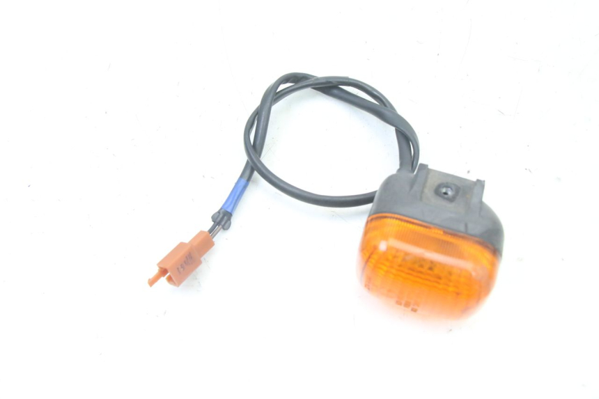 photo de FRONT LEFT TURN SIGNAL  YAMAHA BW'S BWS 125 (2010 - 2013) - Zoom on usage condition