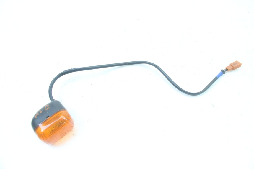 photo de FRONT LEFT TURN SIGNAL  YAMAHA BW'S BWS 125 (2010 - 2013) - Technical close-up