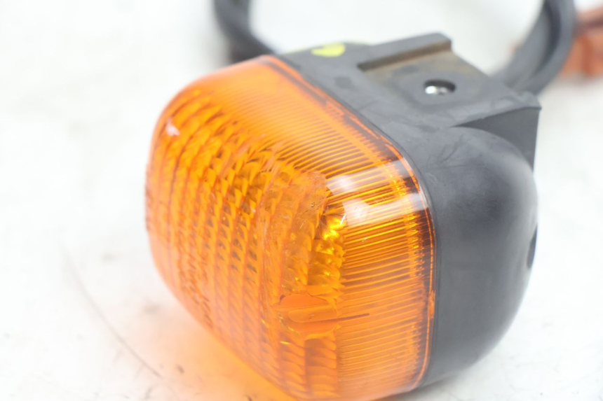 photo de FRONT LEFT TURN SIGNAL  YAMAHA BW'S BWS 125 (2010 - 2013) - Technical close-up