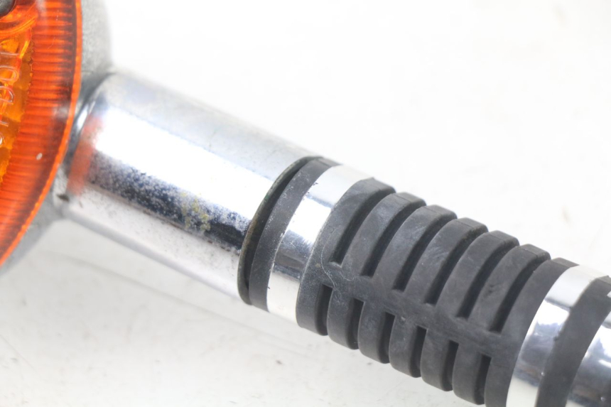 photo de LEFT FRONT TURN SIGNAL HONDA CA REBEL 125 (1995 - 2001) - Technical close-up