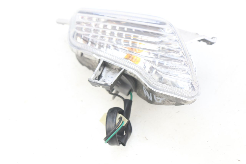 photo de LEFT FRONT TURN SIGNAL RIDE CLASSIC 2T 50 (2014 - 2022) - Technical close-up