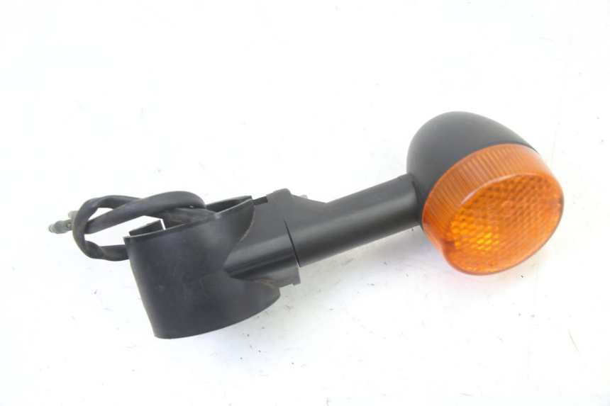 photo de FRONT LEFT TURN SIGNAL  APRILIA CLASSIC 125 (1995 - 2001) - Zoom on usage condition