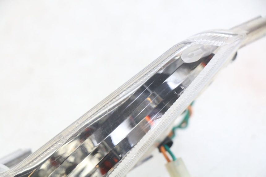 photo de LEFT FRONT TURN SIGNAL PEUGEOT E-VIVACITY 1 (2012 - 2018) - Product overview