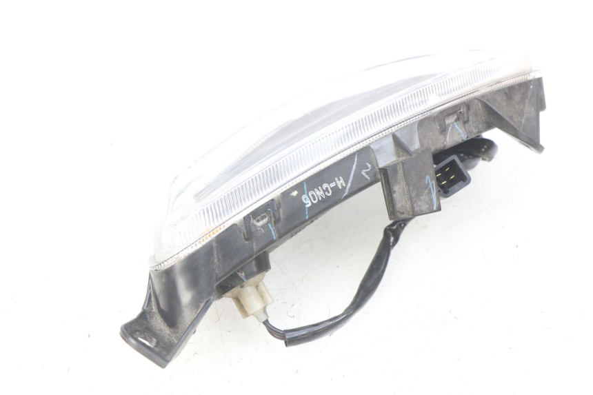 photo de FRONT LEFT TURN SIGNAL YAMAHA D'ELIGHT DELIGHT 115 (2013 - 2017) - Surface and material condition