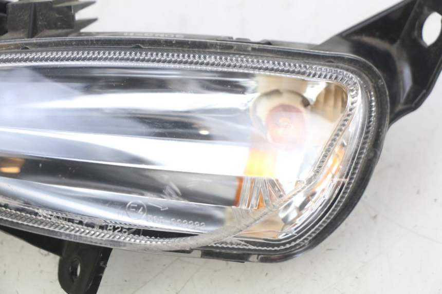 photo de FRONT LEFT TURN SIGNAL YAMAHA D'ELIGHT DELIGHT 115 (2013 - 2017) - Markings and original references