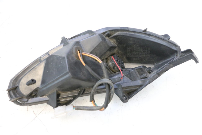 photo de LEFT FRONT TURN SIGNAL JM MOTORS EVOLIS 4T 50 (2018 - 2022) - Surface and material condition