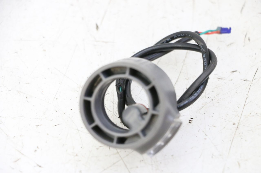 photo de LEFT FRONT TURN SIGNAL SEGWAY NINEBOT F65I 1 - Alternative perspective