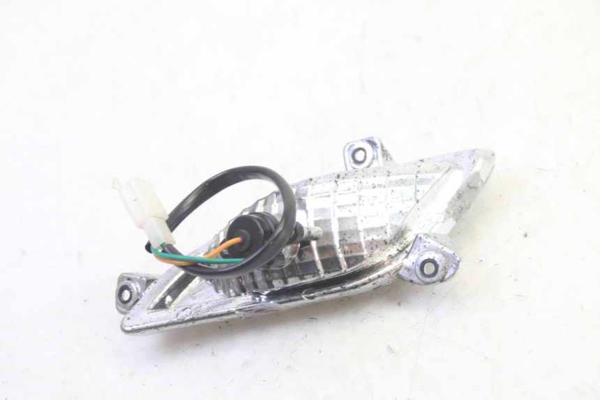 photo de FRONT LEFT TURN SIGNAL BTC FELICE SPORT 50 - Zoom on usage condition