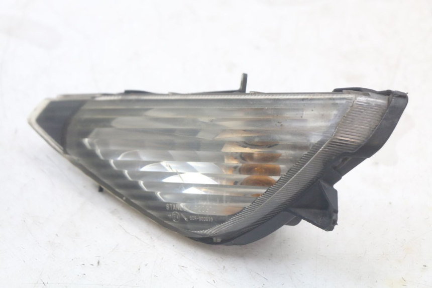 photo de FRONT LEFT TURN SIGNAL HONDA FJS SILVERWING SILVER WING 600 (2001 - 2010) - Alternative perspective