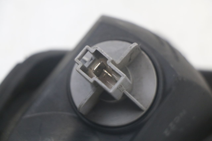 photo de FRONT LEFT TURN SIGNAL HONDA FJS SILVERWING SILVER WING 600 (2001 - 2010) - Checked used part