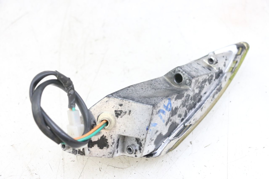 photo de FRONT LEFT TURN SIGNAL GOES WIKI 125 (2010 - 2015) - Alternative perspective