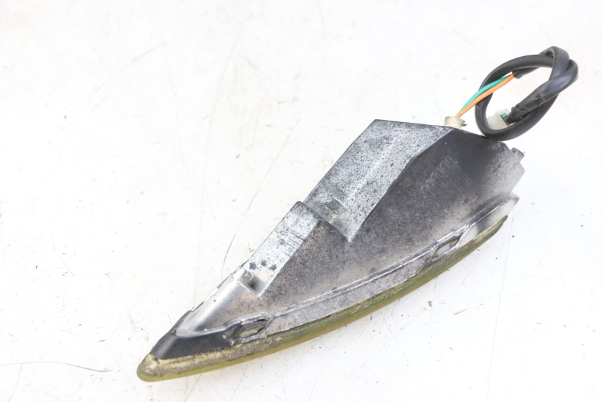 photo de FRONT LEFT TURN SIGNAL GOES WIKI 125 (2010 - 2015) - Technical close-up