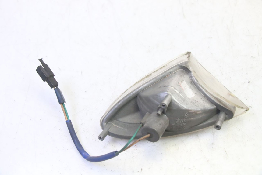 photo de FRONT LEFT TURN SIGNAL KYMCO GRAND DINK 125 (2002 - 2007) - Alternative perspective