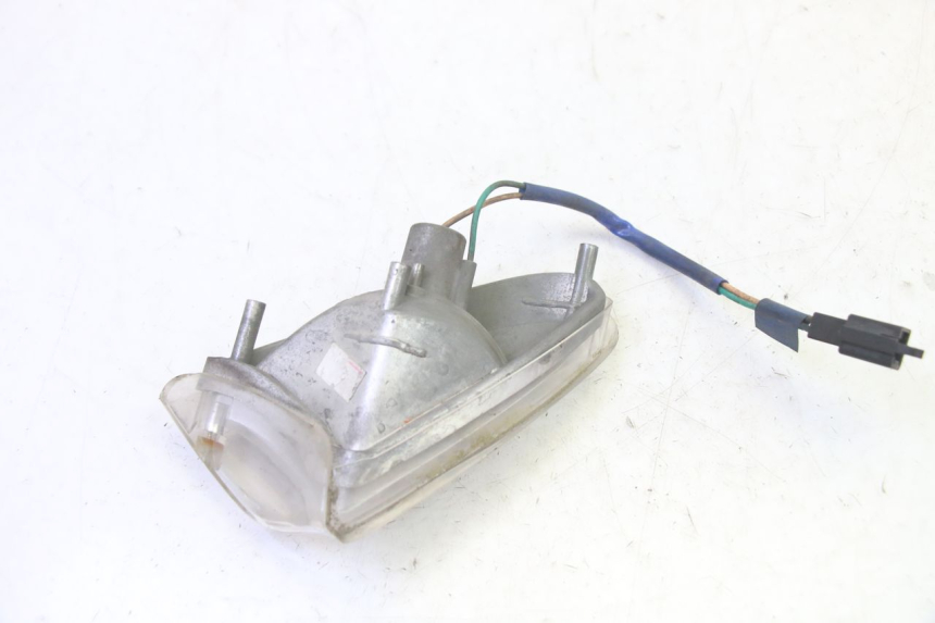 photo de FRONT LEFT TURN SIGNAL KYMCO GRAND DINK 125 (2002 - 2007) - Technical close-up