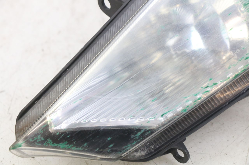 photo de LEFT FRONT TURN SIGNAL SYM GTS EFI 125 (2012 - 2016) - Zoom on usage condition