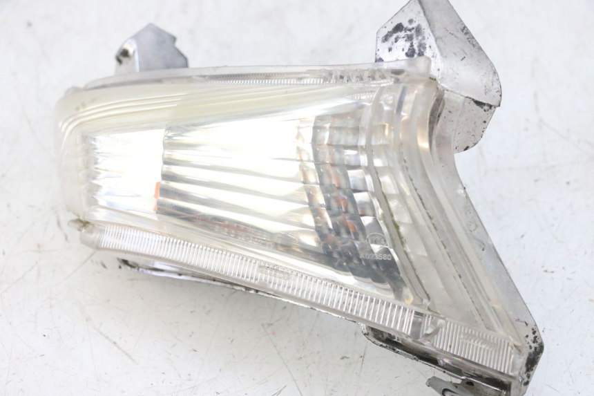photo de FRONT LEFT TURN SIGNAL JM MOTORS GTS 125 (2015 - 2019) - Checked used part