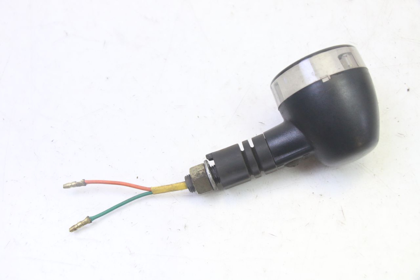 photo de FRONT LEFT TURN SIGNAL DAELIM HISTORY 125 (2001 - 2002) - Alternative perspective