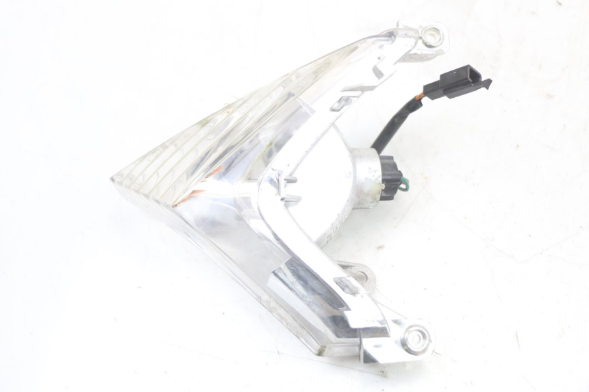 photo de FRONT LEFT TURN SIGNAL KYMCO X-TOWN XTOWN 125 (2016 - 2021) - Technical close-up