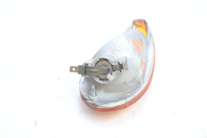 photo de FRONT LEFT TURN SIGNAL PIAGGIO LIBERTY 50 (1998 - 2003) - Alternative perspective