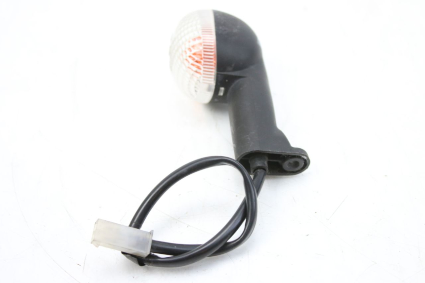 photo de LEFT FRONT TURN SIGNAL PEUGEOT LUDIX 50 (2008 - 2017) - Zoom on usage condition