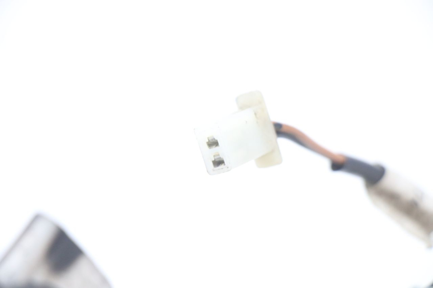 photo de FRONT LEFT TURN SIGNAL  MBK OVETTO ONE 2T 50 (2013 - 2017) - Technical close-up