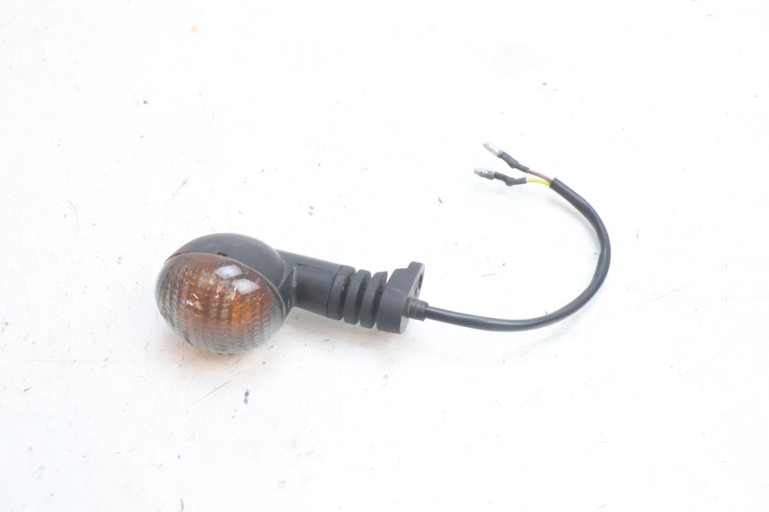 photo de FRONT LEFT TURN SIGNAL RIEJU MRT PRO SUPERMOTARD 50 (2007 - 2018) - Zoom on usage condition