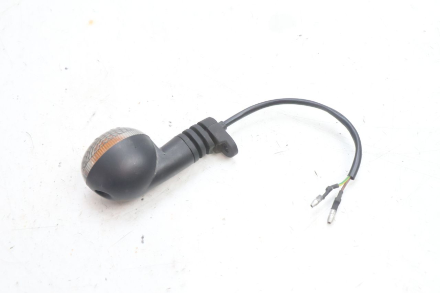 photo de FRONT LEFT TURN SIGNAL RIEJU MRT PRO SUPERMOTARD 50 (2007 - 2018) - Technical close-up