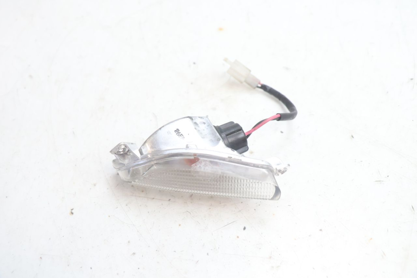 photo de FRONT LEFT TURN SIGNAL  PIAGGIO NEW TYPHOON 50 (2018 - 2021) - Alternative perspective