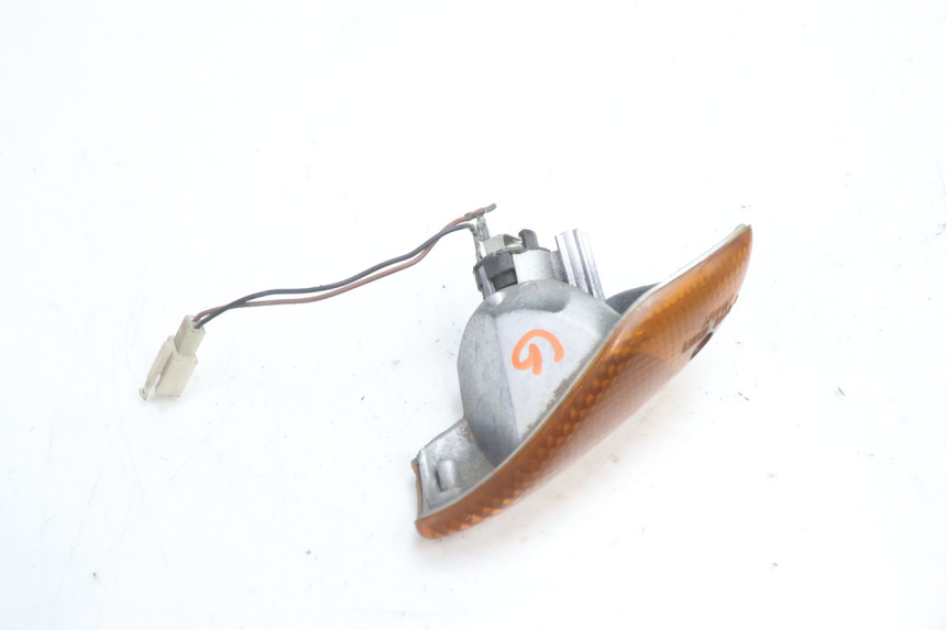 photo de FRONT LEFT TURN SIGNAL MBK NITRO 50 (2004 - 2008) - Technical close-up