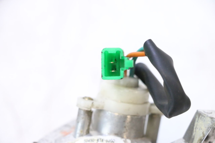 photo de LEFT FRONT TURN SIGNAL SYM ORBIT III 3 4T 50 (2018 - 2021) - Zoom on usage condition