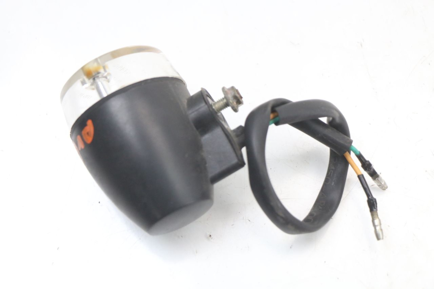 photo de FRONT LEFT TURN SIGNAL  SYM ORBIT 50 (2008 - 2010) - Alternative perspective