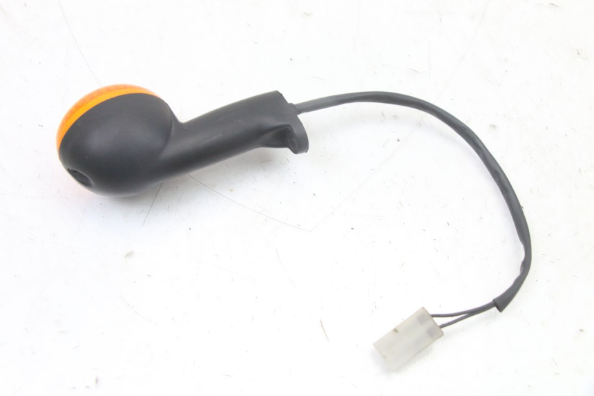 photo de FRONT LEFT TURN SIGNAL PEUGEOT LUDIX ONE 50 (2005 - 2008) - Alternative perspective