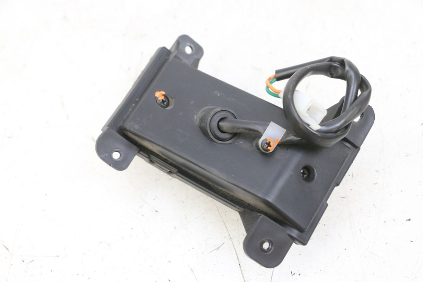 photo de FRONT LEFT TURN SIGNAL EFUN PUSA 1 - Alternative perspective