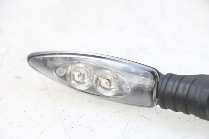 photo de FRONT LEFT TURN SIGNAL BMW S RR ABS S1000RR 1000 (2015 - 2018) - Fixing points details