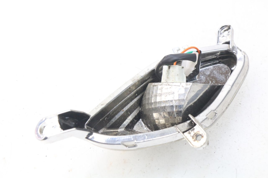 photo de FRONT LEFT TURN SIGNAL  JM MOTORS SANTANA 50 (2014 - 2023) - Alternative perspective