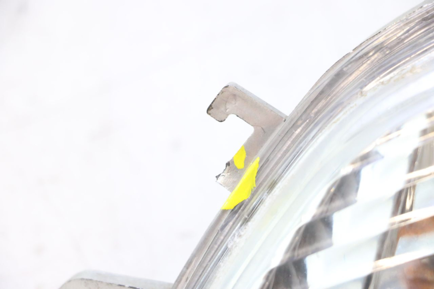 photo de FRONT LEFT TURN SIGNAL  JM MOTORS SANTANA 50 (2014 - 2023) - Distinctive features