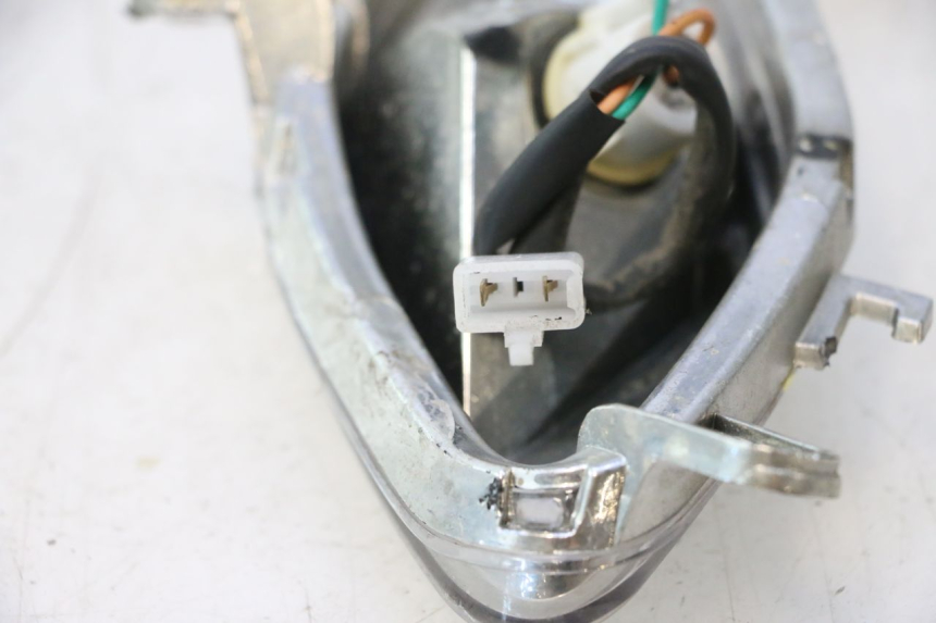 photo de FRONT LEFT TURN SIGNAL  JM MOTORS SANTANA 50 (2014 - 2023) - Alternative perspective