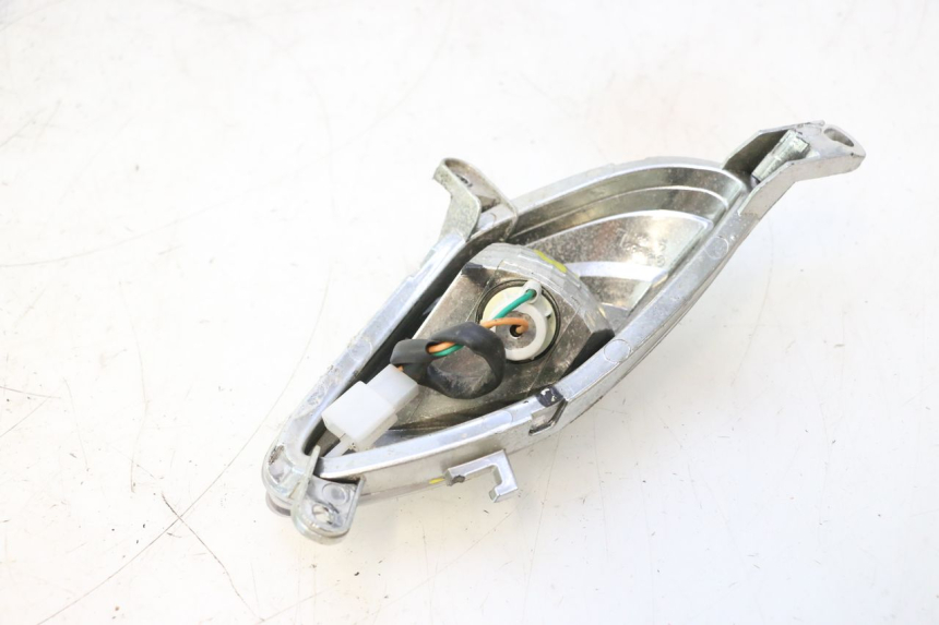 photo de FRONT LEFT TURN SIGNAL  JM MOTORS SANTANA 50 (2014 - 2023) - Technical close-up