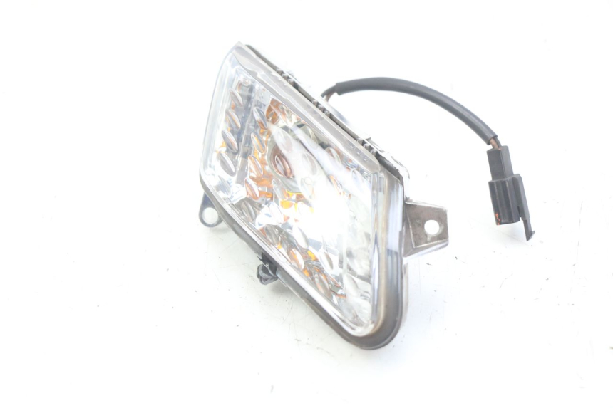 photo de FRONT LEFT TURN SIGNAL  MBK SKYCRUISER 125 (2006 - 2009) - Main view