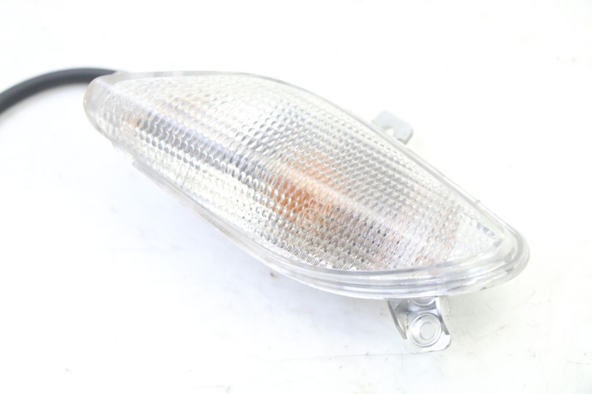 photo de FRONT LEFT TURN SIGNAL  APRILIA SR 2T 50 (2018 - 2022) - Component detail