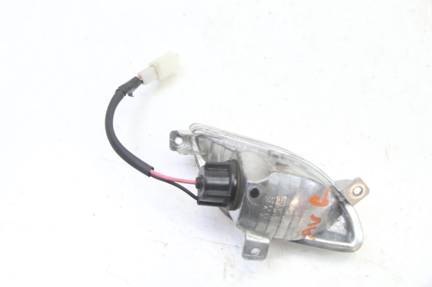 photo de FRONT LEFT TURN SIGNAL  APRILIA SR 2T 50 (2018 - 2022) - Technical close-up