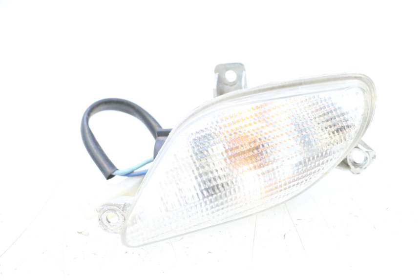 photo de FRONT LEFT TURN SIGNAL APRILIA SR MOTARD 50 (2012 - 2018) - Main view
