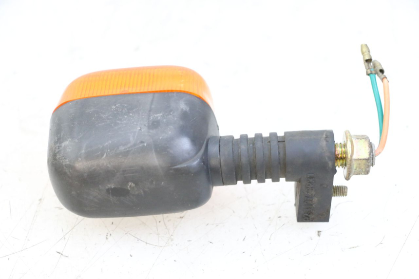 photo de FRONT LEFT TURN SIGNAL KYMCO STRYKER OFF ROAD 125 (1999 - 2005) - Zoom on usage condition